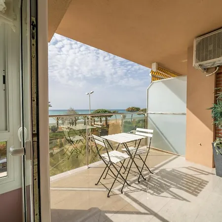Homeholidaysrentals Seaview - Costa Barcelona Pineda de Mar
