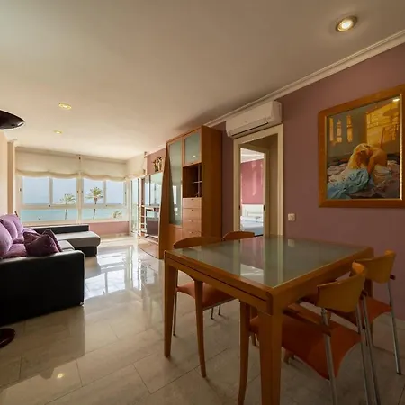 Homeholidaysrentals Seaview - Costa Barcelona Apartment *