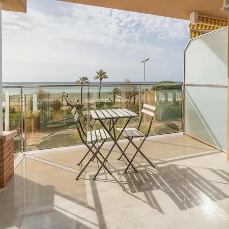 Homeholidaysrentals Seaview - Costa Barcelona