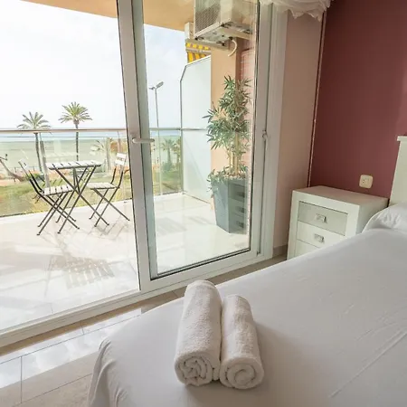 Homeholidaysrentals Seaview - Costa Barcelona Apartment
