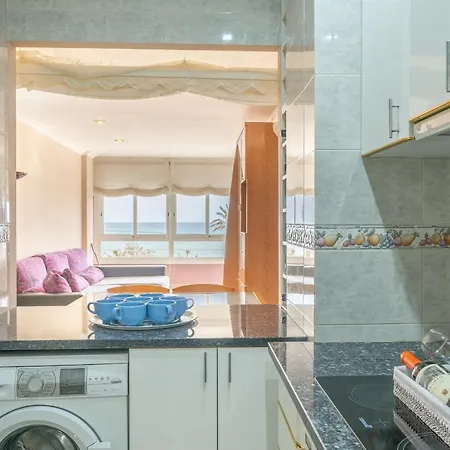 Apartment Homeholidaysrentals Seaview - Costa Barcelona