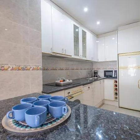 Homeholidaysrentals Seaview - Costa Barcelona